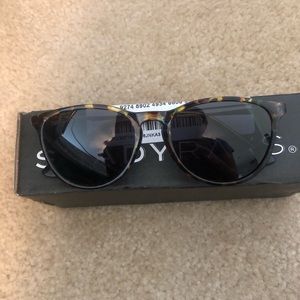 Brand new Shady Rays sunglasses